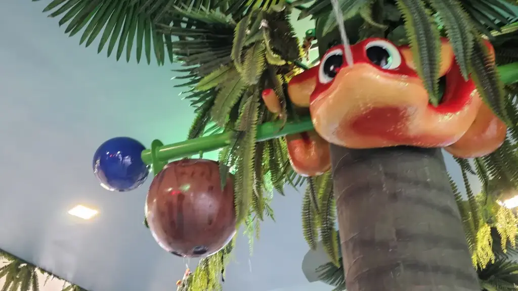 Coconut Palm Tipping Bucket with Snake