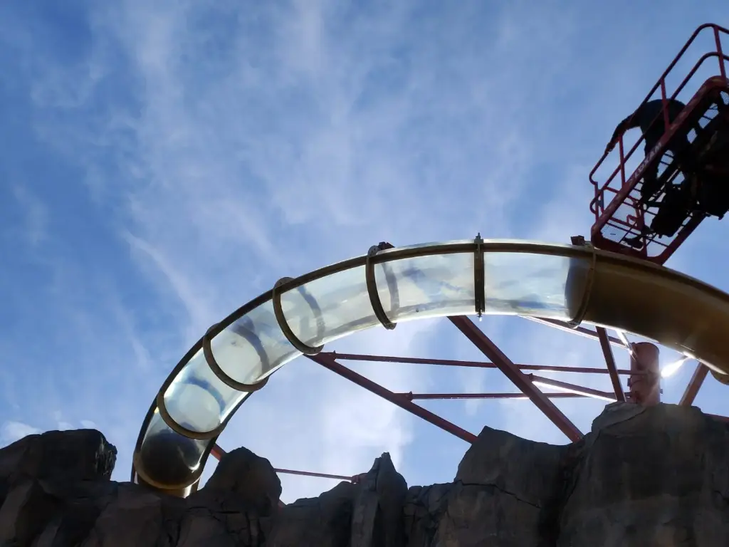 Glassy Looping Rocket